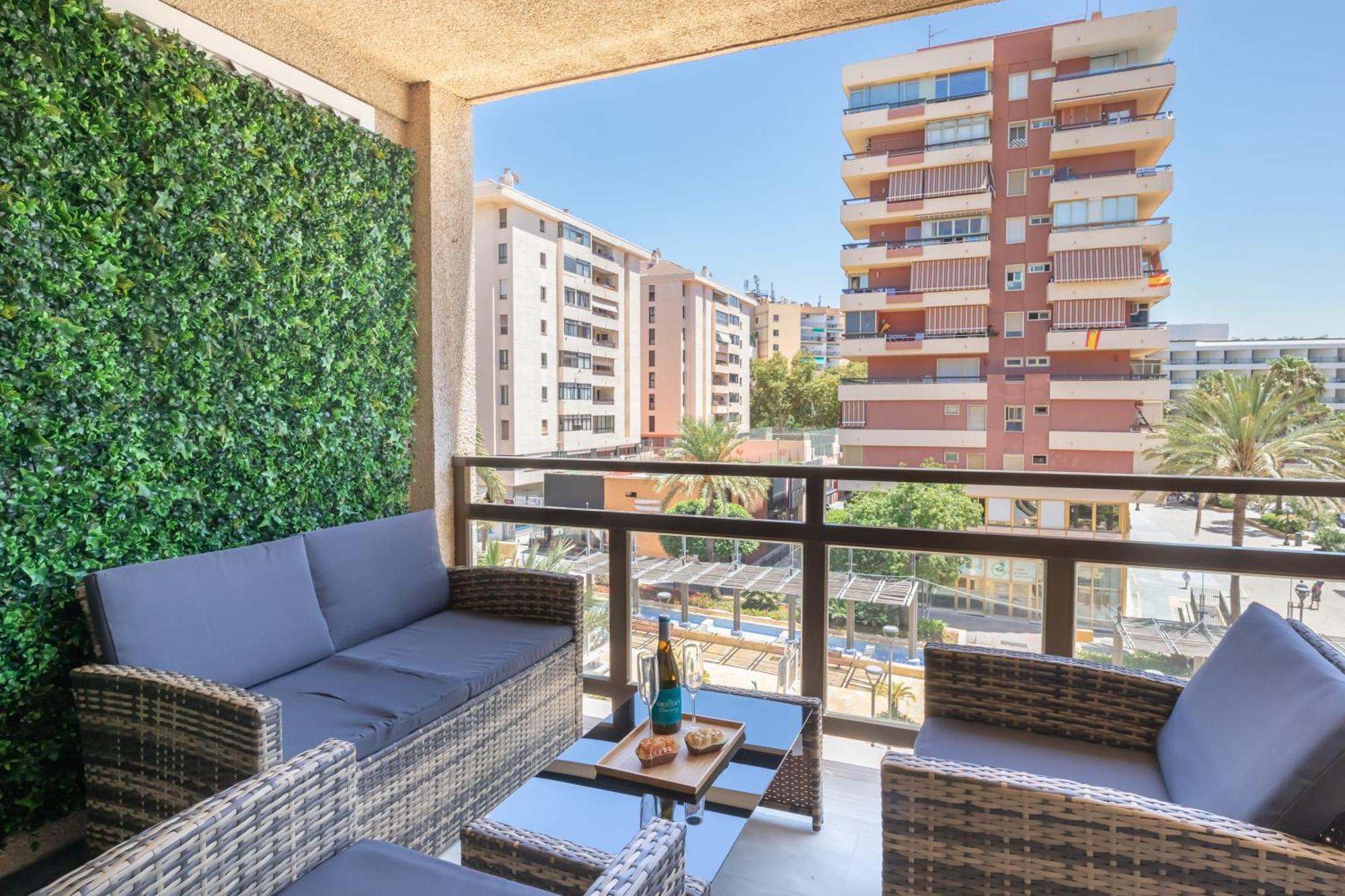 Apartment Sea Views Ll